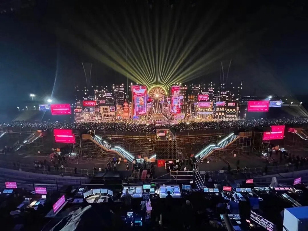 湖南卫视跨年演唱会与你在绝顶热烈中向前踏入2024年的开端